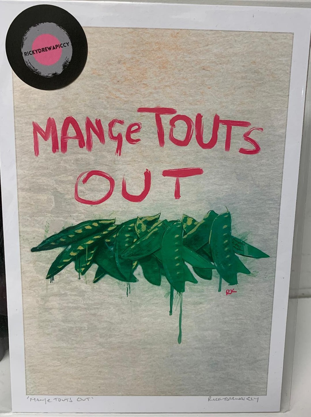 Mange Touts Out